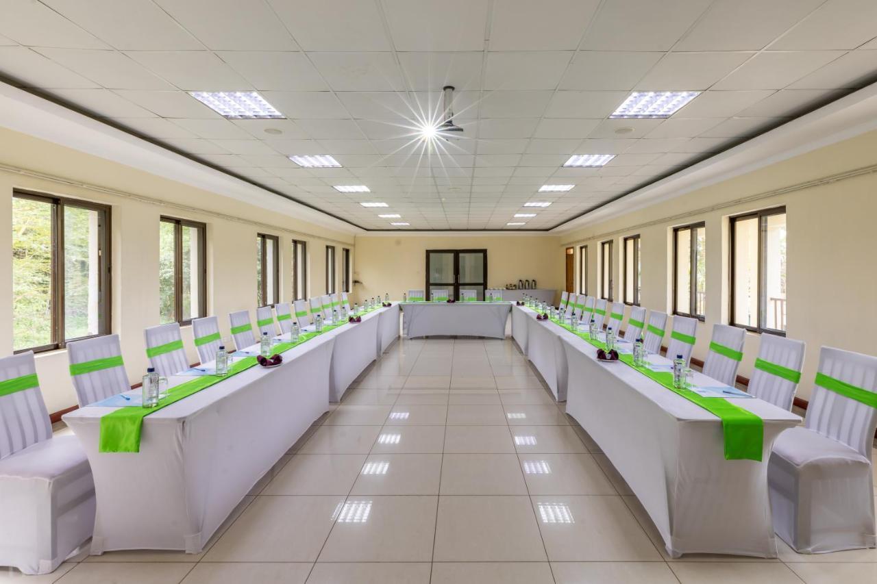 Sentrim Elementaita Lodge Elmenteita エクステリア 写真